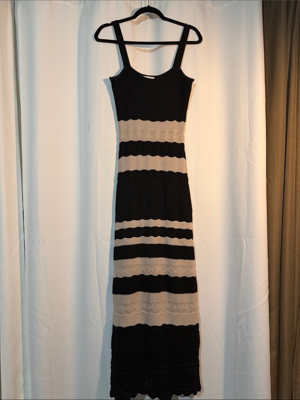 Evereve Black and Cream Striped Knit Maxi Dress